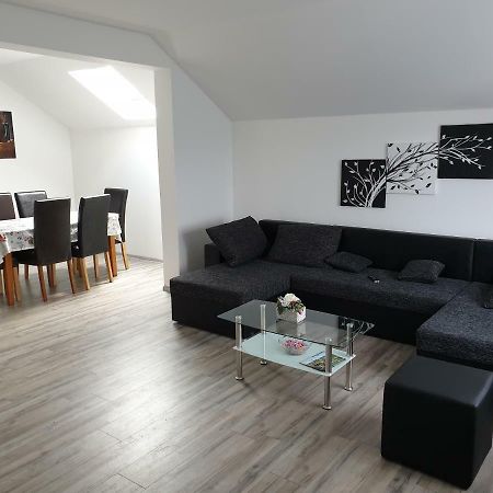 Apartman Majetic Otočac Extérieur photo
