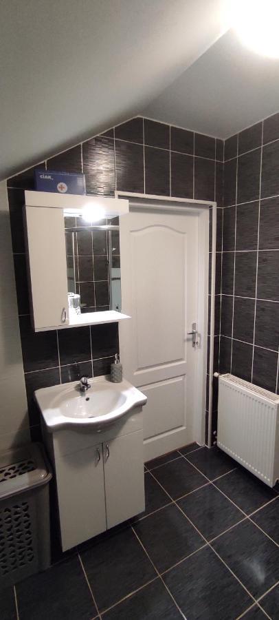 Apartman Majetic Otočac Extérieur photo
