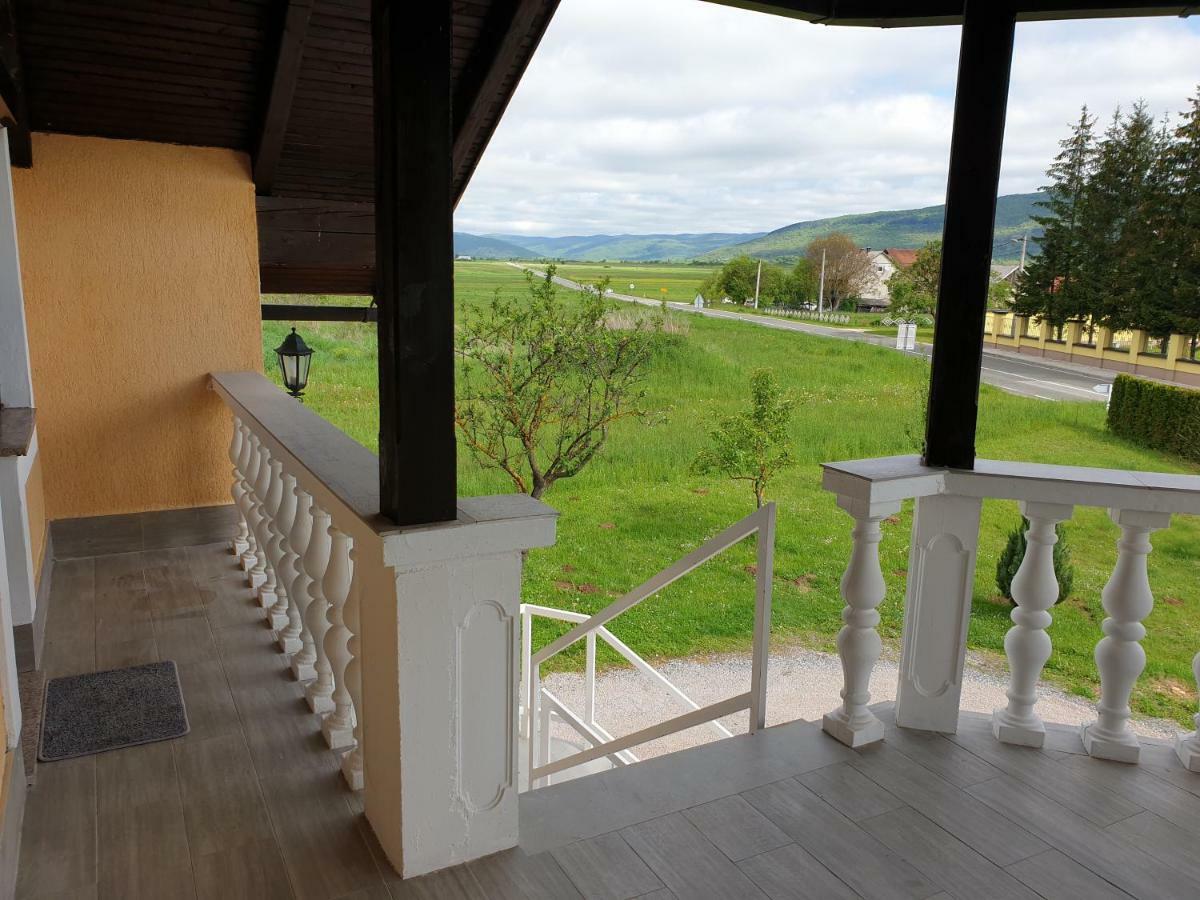 Apartman Majetic Otočac Extérieur photo